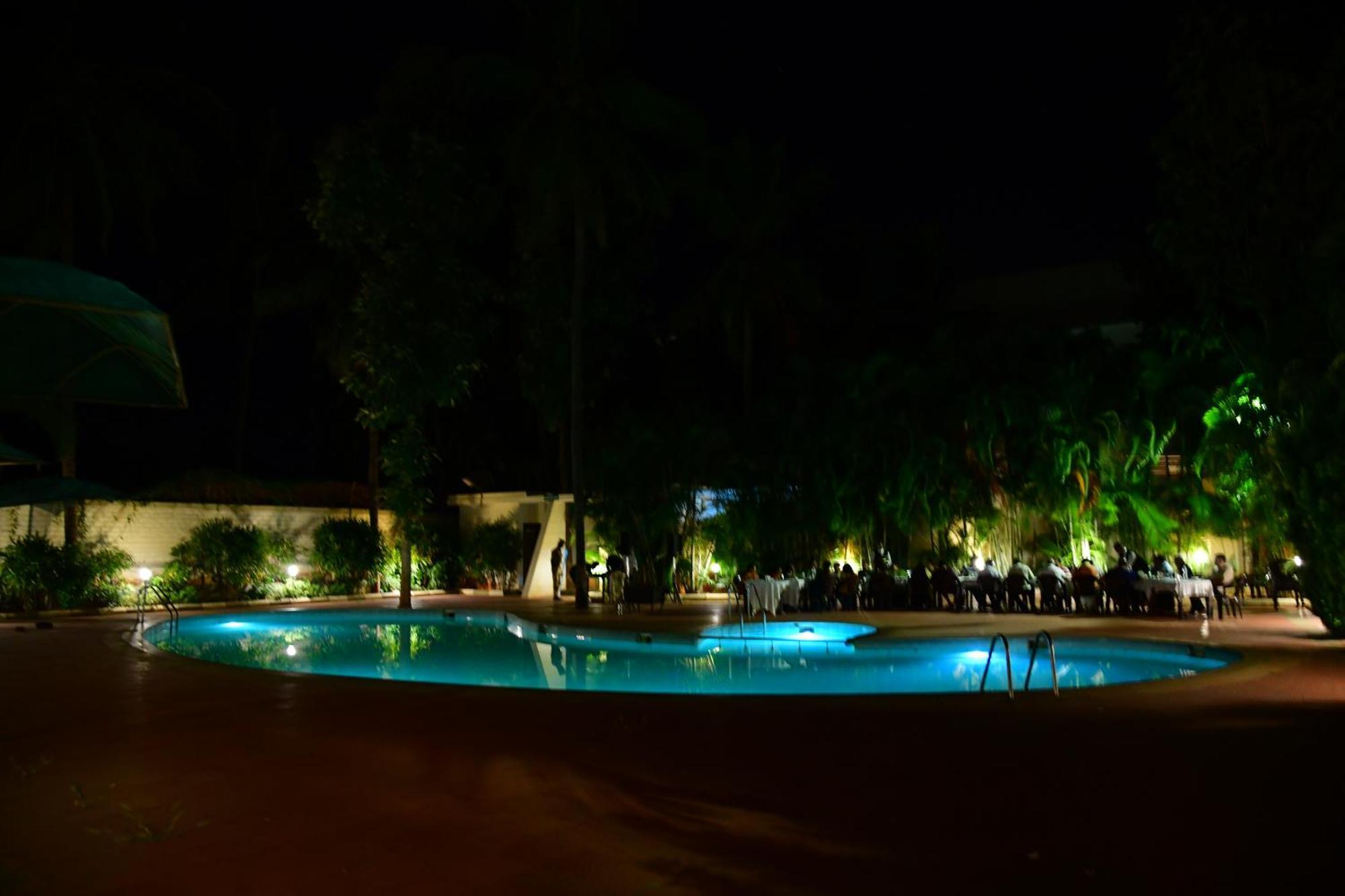 Nijaguna Resorts Chamrajnagar Exterior foto
